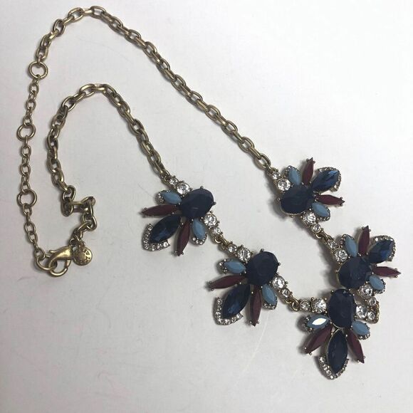 279 J. Crew Goldtone Vintage look statement necklace 18"-21" Blues reds - Picture 2 of 2
